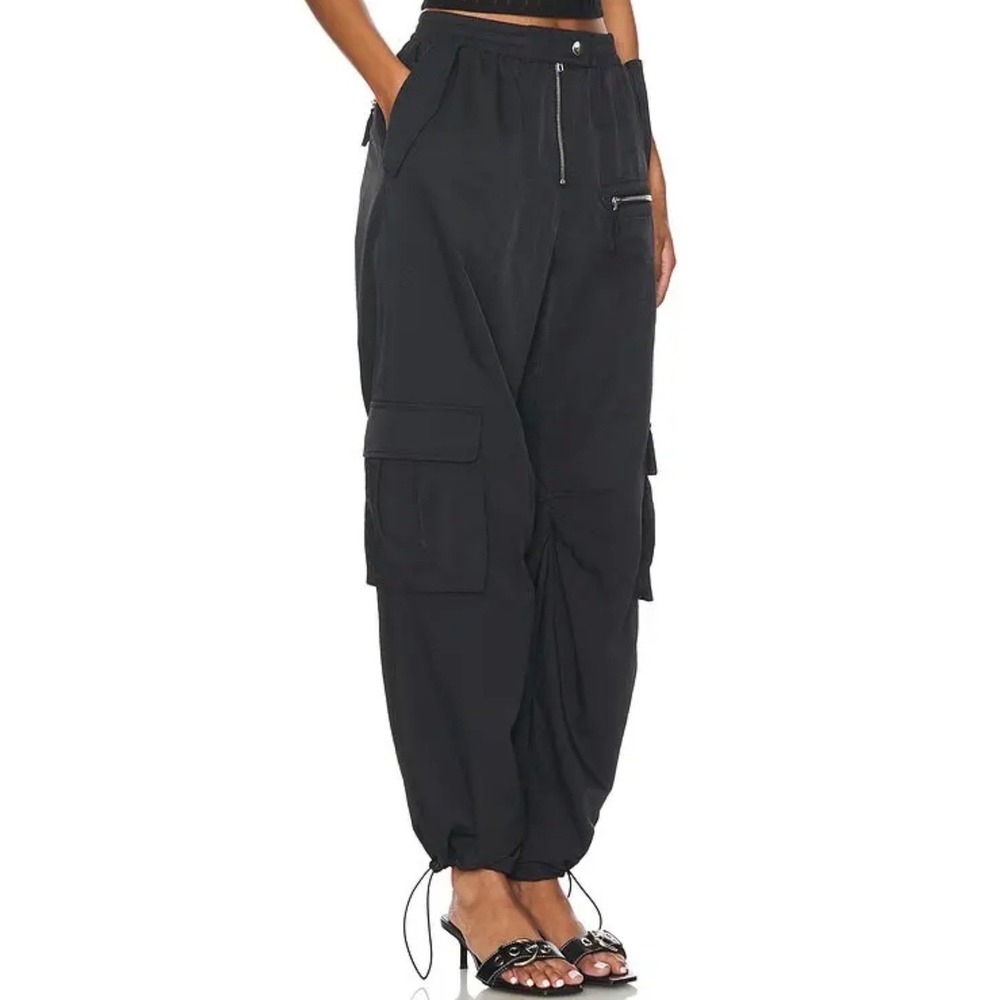 Camila Coelho Nathaly Pant Black Nylon Cargo Joggers Mid Rise Size Small NWT - Picture 2 of 10